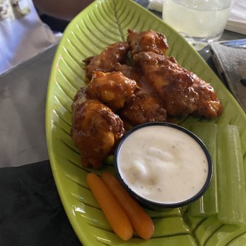 Classic Jewel - Wings - Cocktail Bars Near Me - Las Vegas, Nevada Classic Jewel - Wings - Cocktail Bars Near Me - Las Vegas, Nevada
