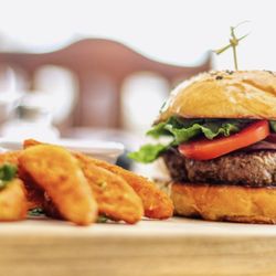 El Santo - Gaucho Burger