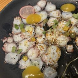 Grapes & Bites - Octopus carpaccio