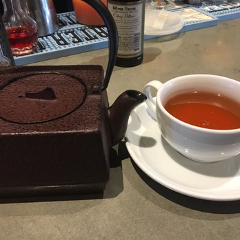 Brighton Bodega - Earl grey - Cocktail Bars Near Me - Brighton, Massachusetts