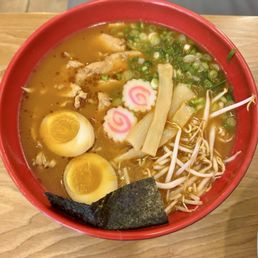Sakura Spicy Ramen / 樱花拉面