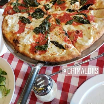 Grimaldi's Pizzeria - Margherita - Pizza Near Me - Irving, Texas