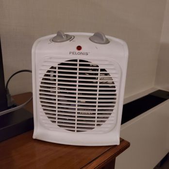 Delta Hotels by Marriott Racine - Hotels Near Me - Racine, Wisconsin