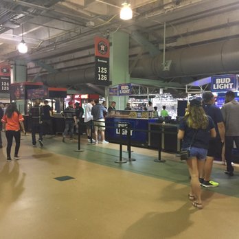 Daikin Park - Stadiums & Arenas Near Me - Houston, Texas