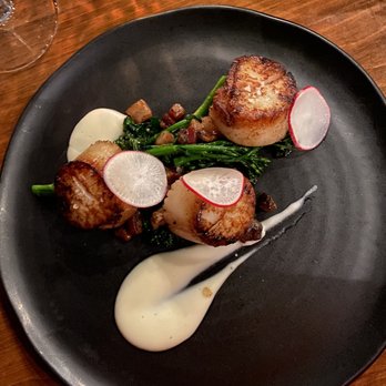 2120 - Seared scallops! - New American Near Me - Seattle, Washington