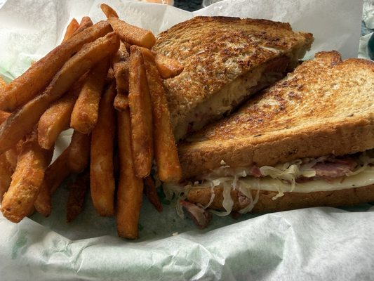 Finn McCools by null