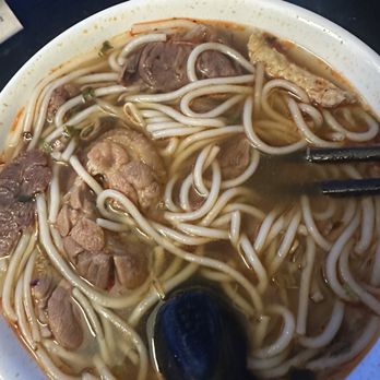 Bun Bo Hue 102 - Bun Bo Hue Vermicelli Noodle Soup - Vietnamese Near Me - Garden Grove, California Bun Bo Hue 102 - Bun Bo Hue Vermicelli Noodle Soup - Vietnamese Near Me - Garden Grove, California