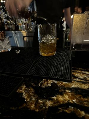 The West End Lounge by null