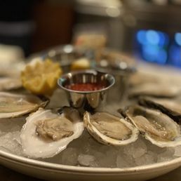 Look at these beautiful oysters Look at these beautiful oysters