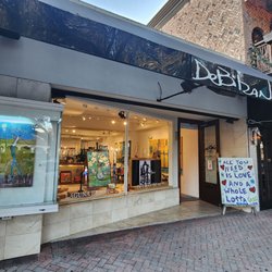 DeBilzan Gallery