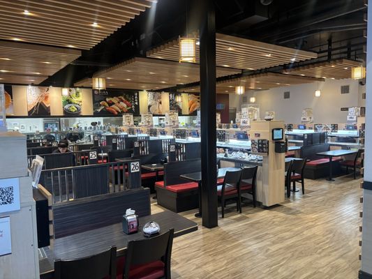 Kura Revolving Sushi Bar by null