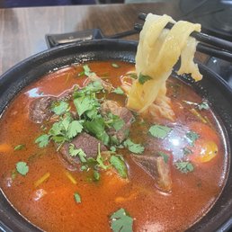 N2. Spicy Braised Beef Noodle Soup / 香辣牛肉面 N2. Spicy Braised Beef Noodle Soup / 香辣牛肉面
