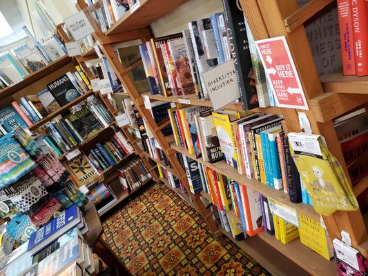 Waucoma Bookstore by null