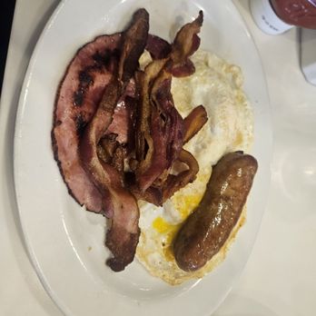 Neptune Diner - Lumberjack, eggs, bacon, sausag, ham - Diners Near Me - Bayside, New York