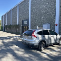 Terra Linda Mini Storage - Parking lot might look less desolate if they stopped turning away customers on the basis of their current mood.