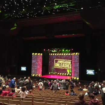 Queen Elizabeth Theatre - Performing Arts Near Me - Vancouver, British Columbia