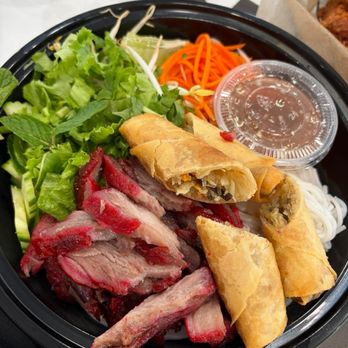 The Circle Deli & Boba - Char Siu Pork Vermicelli Salad - Bubble Tea Near Me - Saint Paul, Minnesota The Circle Deli & Boba - Char Siu Pork Vermicelli Salad - Bubble Tea Near Me - Saint Paul, Minnesota