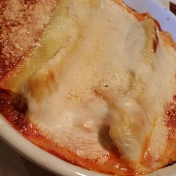 The Pasta House - Lunch portion Cannelloni - Italian Near Me - O'Fallon, Missouri The Pasta House - Lunch portion Cannelloni - Italian Near Me - O'Fallon, Missouri
