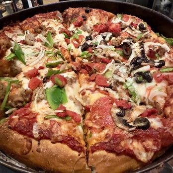 BJ's Restaurant & Brewhouse - New American Near Me - Framingham, Massachusetts