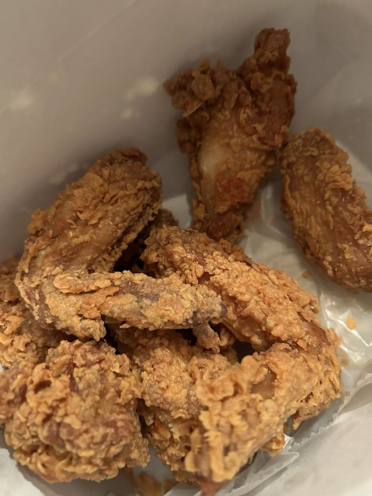 Double Deal Gà Wings