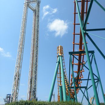 Valleyfair - Corkscrew Roller Coaster - Amusement Parks Near Me - Shakopee, Minnesota Valleyfair - Corkscrew Roller Coaster - Amusement Parks Near Me - Shakopee, Minnesota
