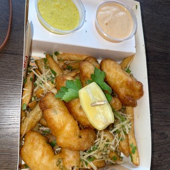 Gordon Ramsay Fish & Chips - Shrimp combo, subbed in dirty fries - Fish & Chips Near Me - Orlando, Florida Gordon Ramsay Fish & Chips - Shrimp combo, subbed in dirty fries - Fish & Chips Near Me - Orlando, Florida