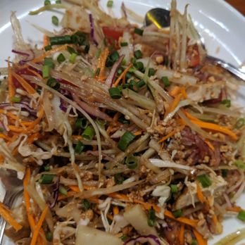 Rangoon Burmese Kitchen - Papaya salad - Burmese Near Me - Honolulu, Hawaii