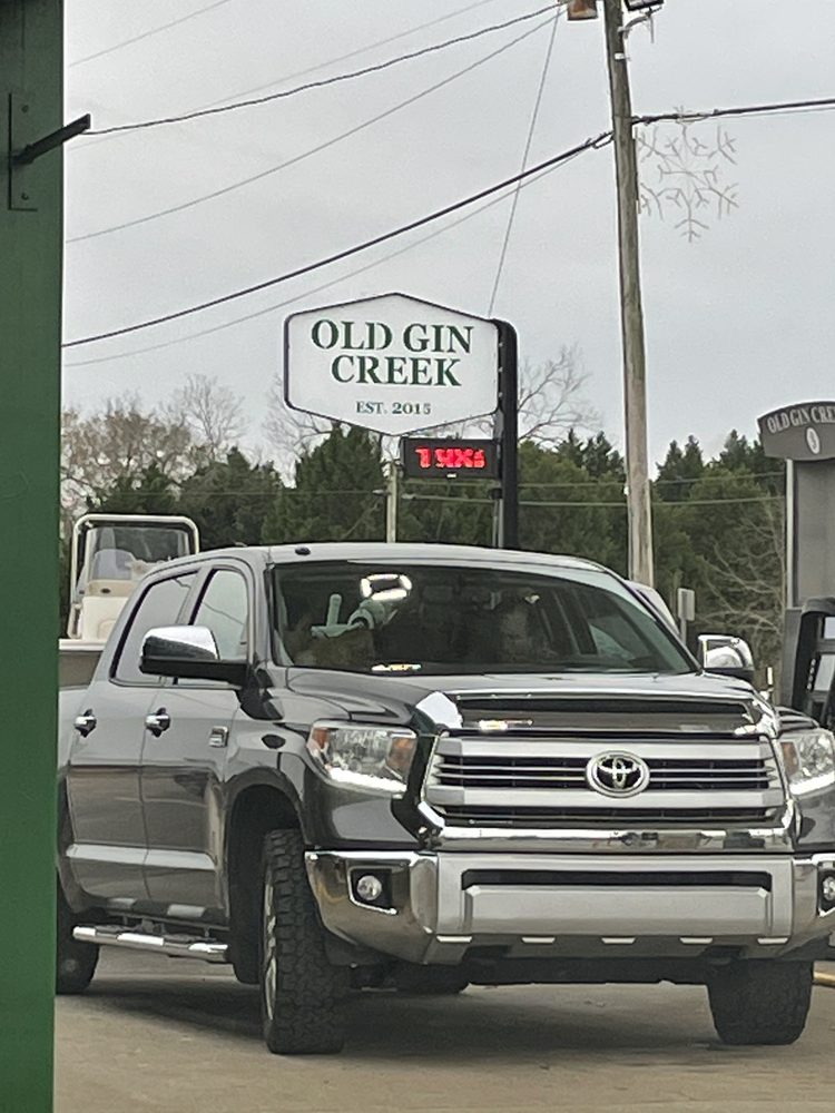 OLD GIN CREEK Updated September 2024 11 Reviews 9672 South Main