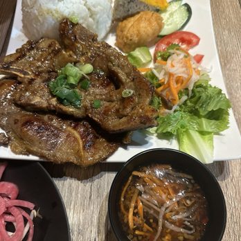 PHO 909 - Vietnamese Near Me - Pomona, California