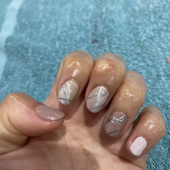 VHT Nails & Spa - Nail Salons Near Me - Surprise, Arizona