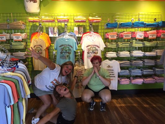 BIG FROG CUSTOM T-SHIRTS & MORE - Updated July 2025 - 10 Photos & 24 ...