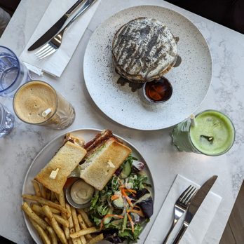 Sisters & Co - Breakfast & Brunch Near Me - Markham, Ontario Sisters & Co - Breakfast & Brunch Near Me - Markham, Ontario