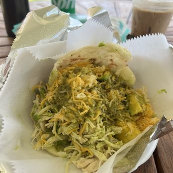 Ally's Cocina - Venezuelan Near Me - Kilauea, Hawaii