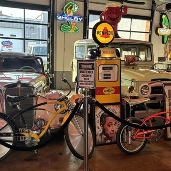 Chloe's Diner - Ambiance - Burgers Near Me - Massillon, Ohio