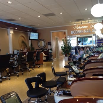 Modern Nail Spa - Pedicure station - Nail Salons Near Me - Glendora, California Modern Nail Spa - Pedicure station - Nail Salons Near Me - Glendora, California