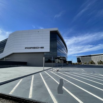 Porsche Experience Center- Atlanta - Porsche experience center - Driving Schools Near Me - Atlanta, Georgia