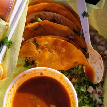 Birrieria El Guero - Comes with a small consome. Don't expect anything but broth. - Tacos Near Me - El Paso, Texas Birrieria El Guero - Comes with a small consome. Don't expect anything but broth. - Tacos Near Me - El Paso, Texas
