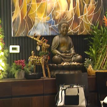 Pho Saigonese - Chinatown - Decor. - Vietnamese Near Me - Las Vegas, Nevada Pho Saigonese - Chinatown - Decor. - Vietnamese Near Me - Las Vegas, Nevada