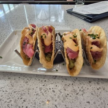 Del Frisco's Grille - Tuna tacos - American Near Me - Fort Lauderdale, Florida Del Frisco's Grille - Tuna tacos - American Near Me - Fort Lauderdale, Florida
