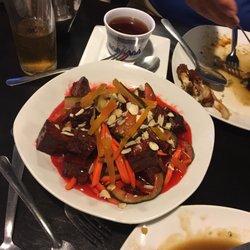 Quiáng Asian Bistro - Pato almendrado