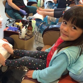 Refresh Nail Care - Friendly service - Nail Salons Near Me - Pacifica, California