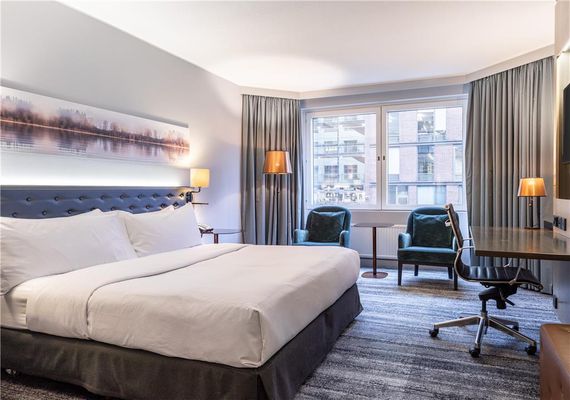 Hilton Helsinki Strand by null