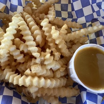 Ski Shores Cafe - Fries - Burgers Near Me - Austin, Texas