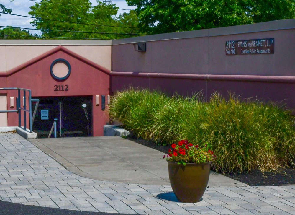 Forensic Consultants - grief counselor in Syracuse, NY