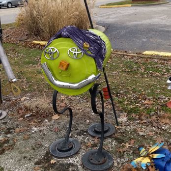 Repair Shop - They can transform your clunky Toyota into an artful design. - Towing Near Me - Olney, Illinois Repair Shop - They can transform your clunky Toyota into an artful design. - Towing Near Me - Olney, Illinois