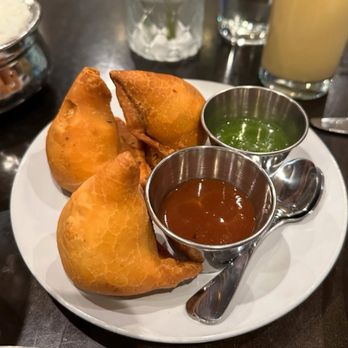 Tabla - Veggie Samosa - Indian Near Me - Atlanta, Georgia