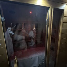 The private sauna! Chilled peppermint scented towels in a mini fridge