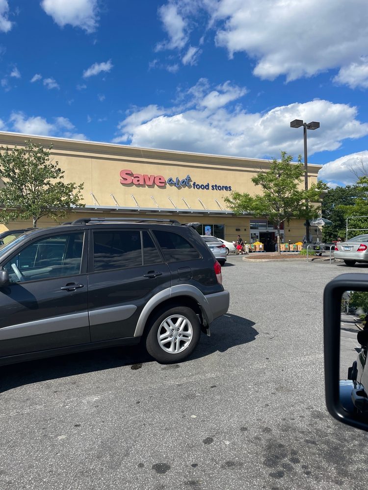 SAVE A LOT Updated August 2024 540 Pequonnock St, Bridgeport