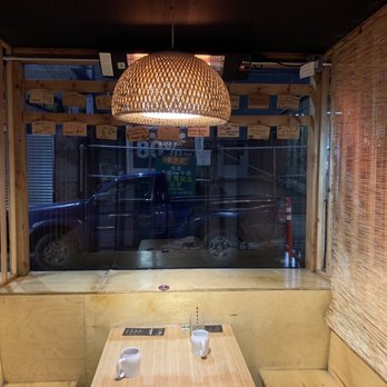 Kyuramen - Flushing - Outdoor seating with heat and plexiglass window - Ramen Near Me - Flushing, New York Kyuramen - Flushing - Outdoor seating with heat and plexiglass window - Ramen Near Me - Flushing, New York