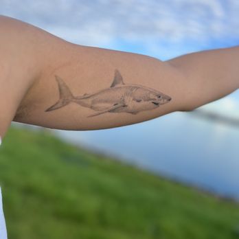 Good Luck Tattoo - by tania - Tattoo Near Me - Santa Cruz, California Good Luck Tattoo - by tania - Tattoo Near Me - Santa Cruz, California